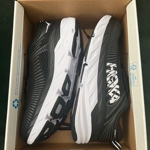 HOKA Bondi 7 Women's Shoes Size 6B